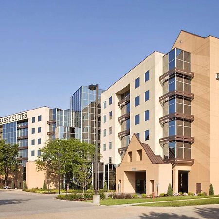 Embassy Suites By Hilton St Louis Airport Bridgeton Dış mekan fotoğraf